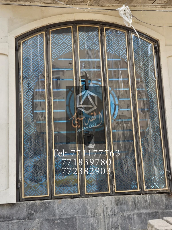 ابواب دكاكين 78